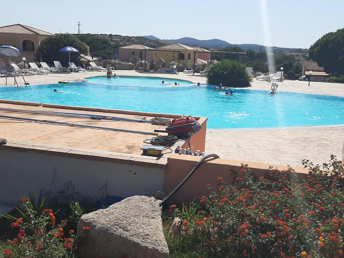 Appartamento Residence Mirice Vignola Mare Aglientu Casa Giorgia Екстериор снимка